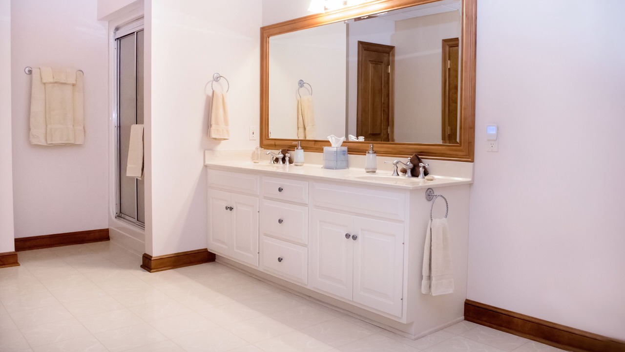 Photo of Bathroom in Sugarcreek
