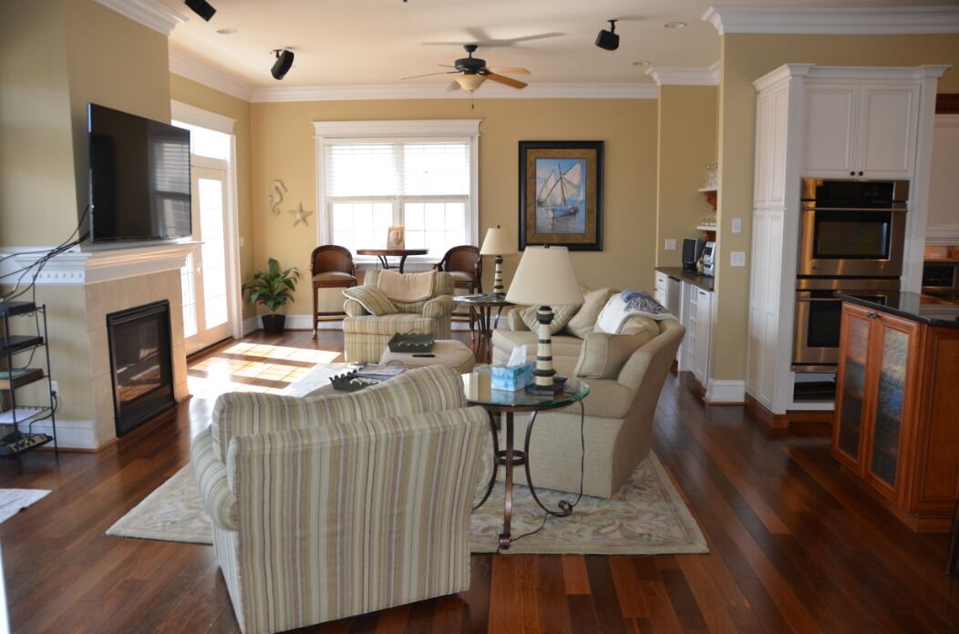 Photo of Livingroom in Heron Harbour Isle