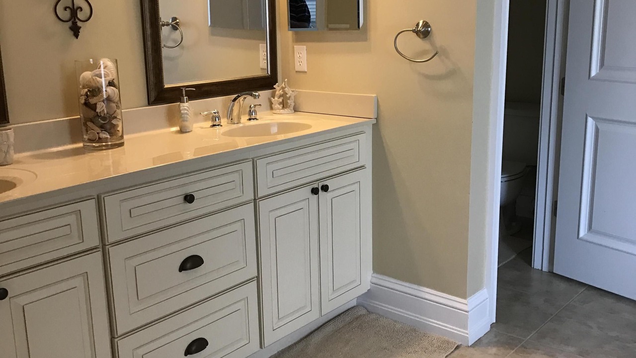 Photo of Bathroom in Heron Harbour Isle