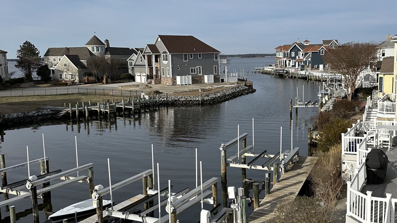 Photo of Others in Heron Harbour Isle