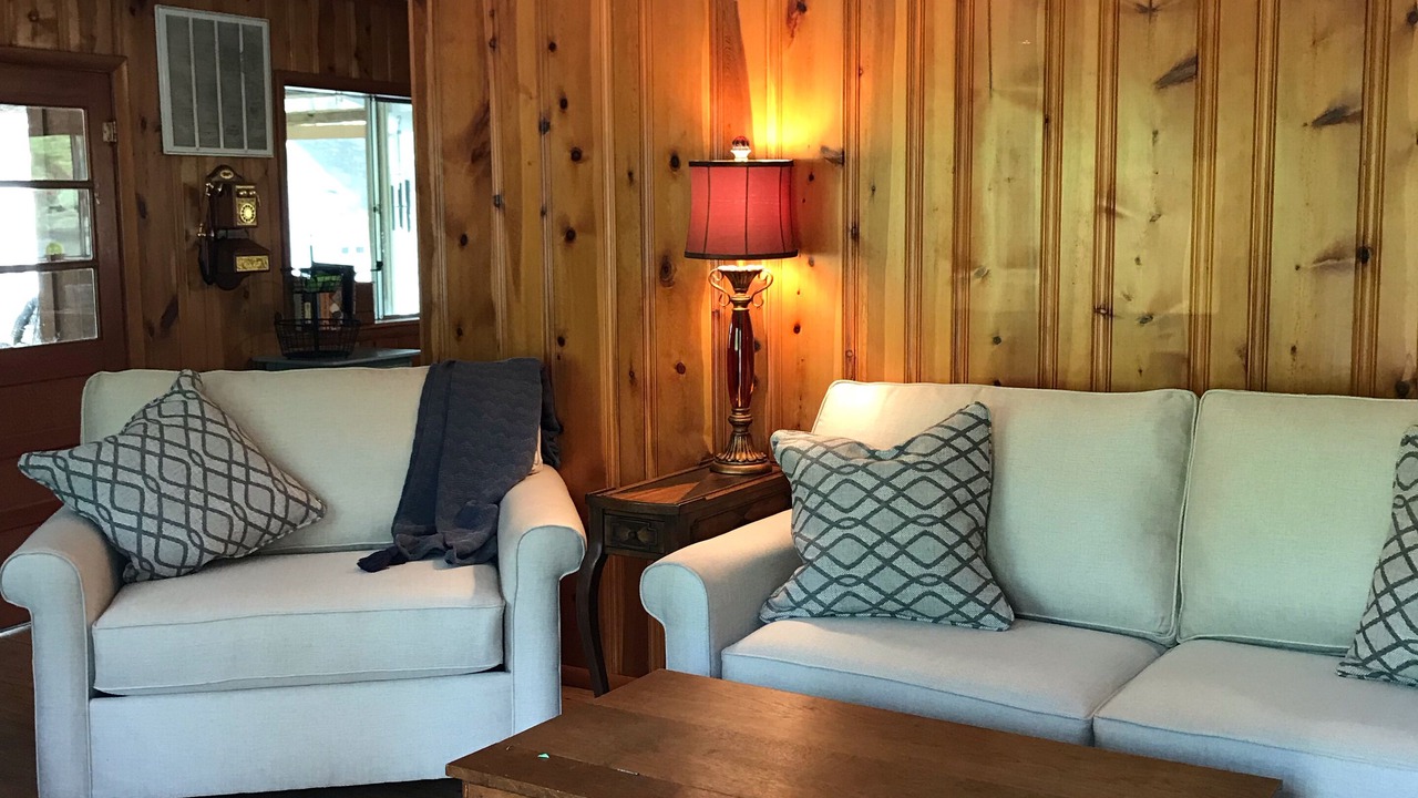 Photo of Livingroom in Jamestown