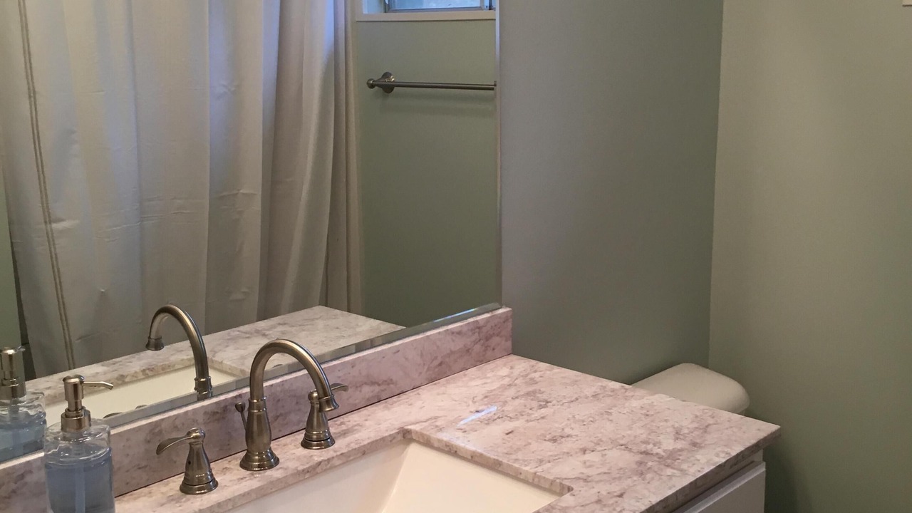 Photo of Bathroom in Jamestown