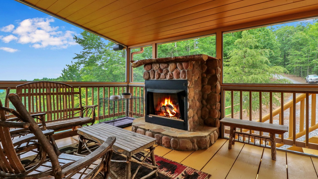 Photo of Livingroom in Blue Ridge