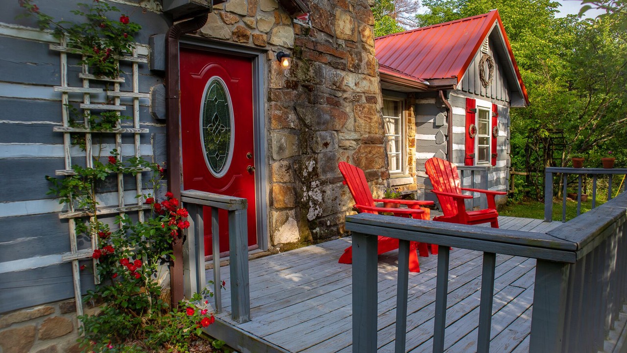 Photo of Patio Balcony in Gnaw Bone