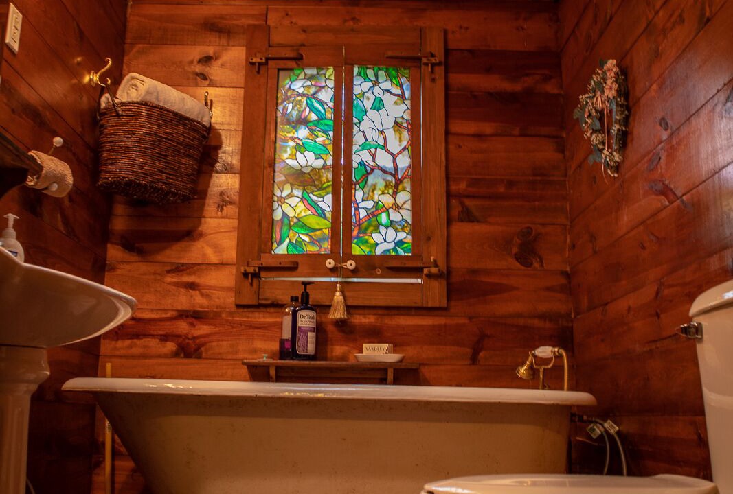Photo of Bathroom in Gnaw Bone