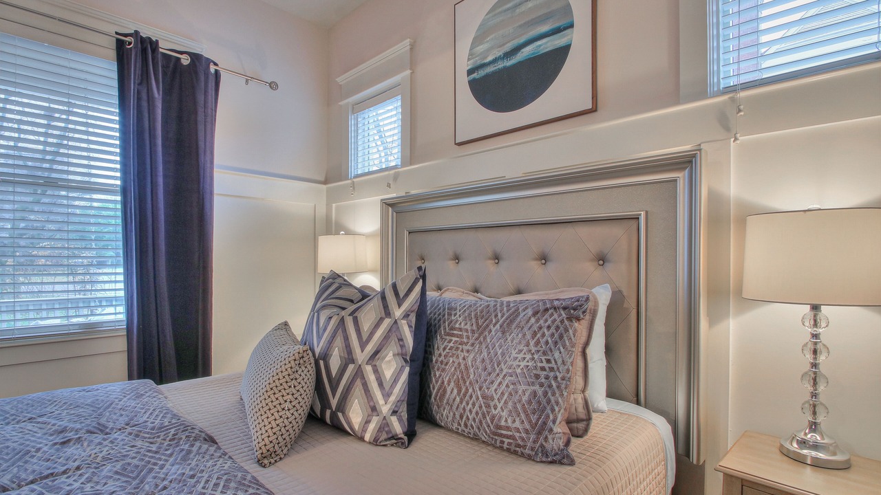 Photo of Bedroom in Green Hills