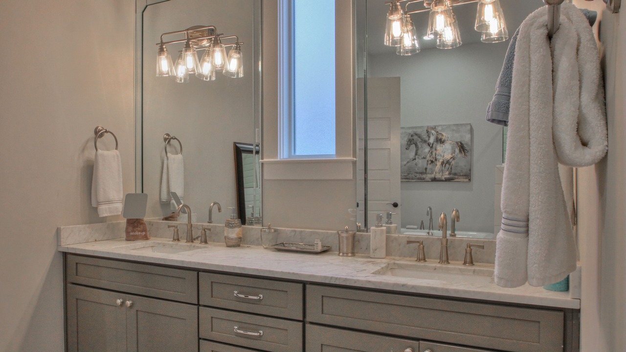 Photo of Bathroom in Green Hills