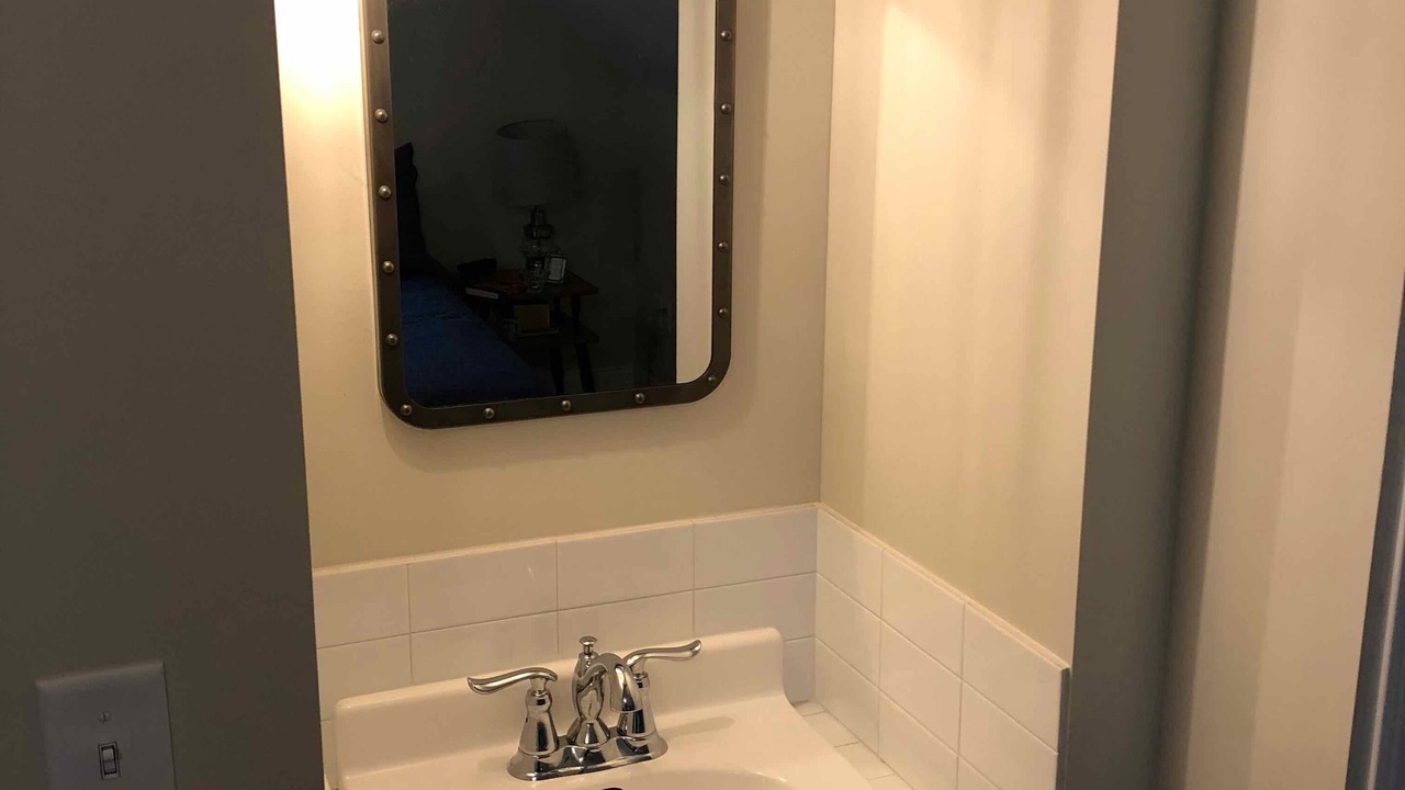 Photo of Bedroom in Lakeside