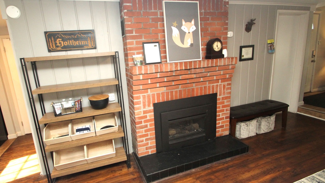 Photo of Livingroom in Jefferson Township