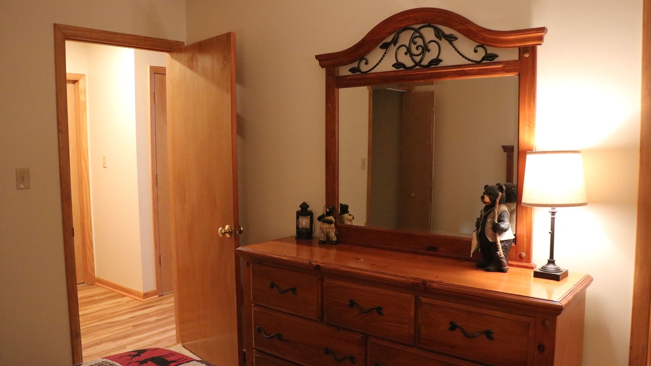 Photo of Bedroom in James Creek