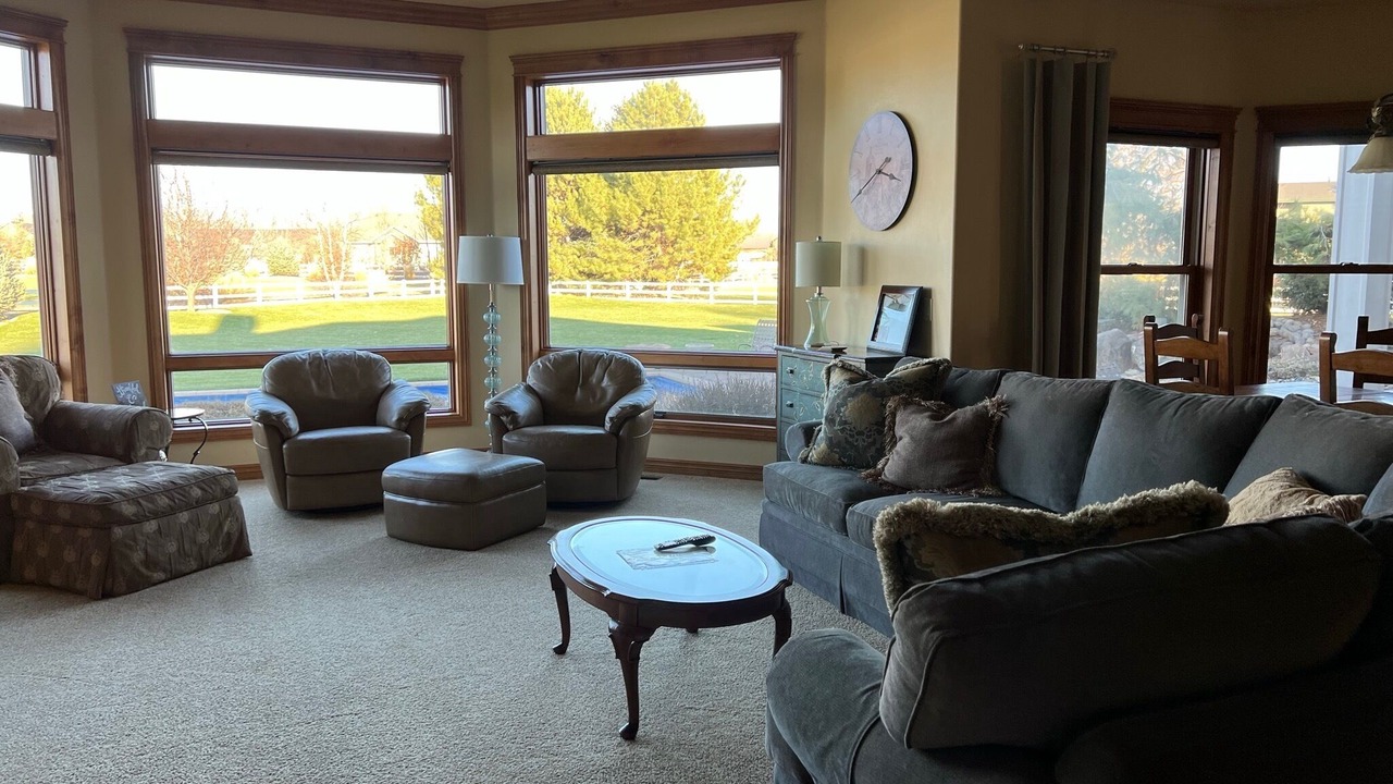 Photo of Livingroom in Eagle