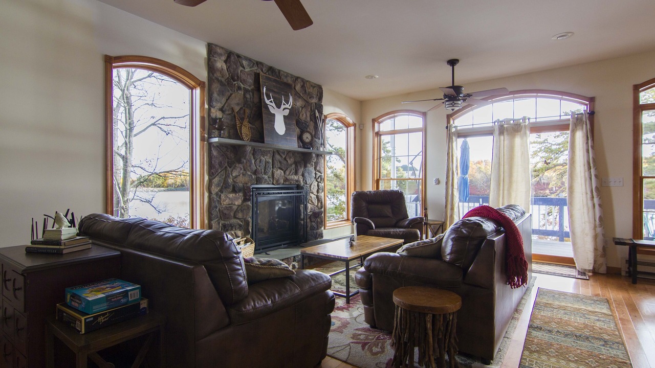 Photo of Livingroom in Long Pond