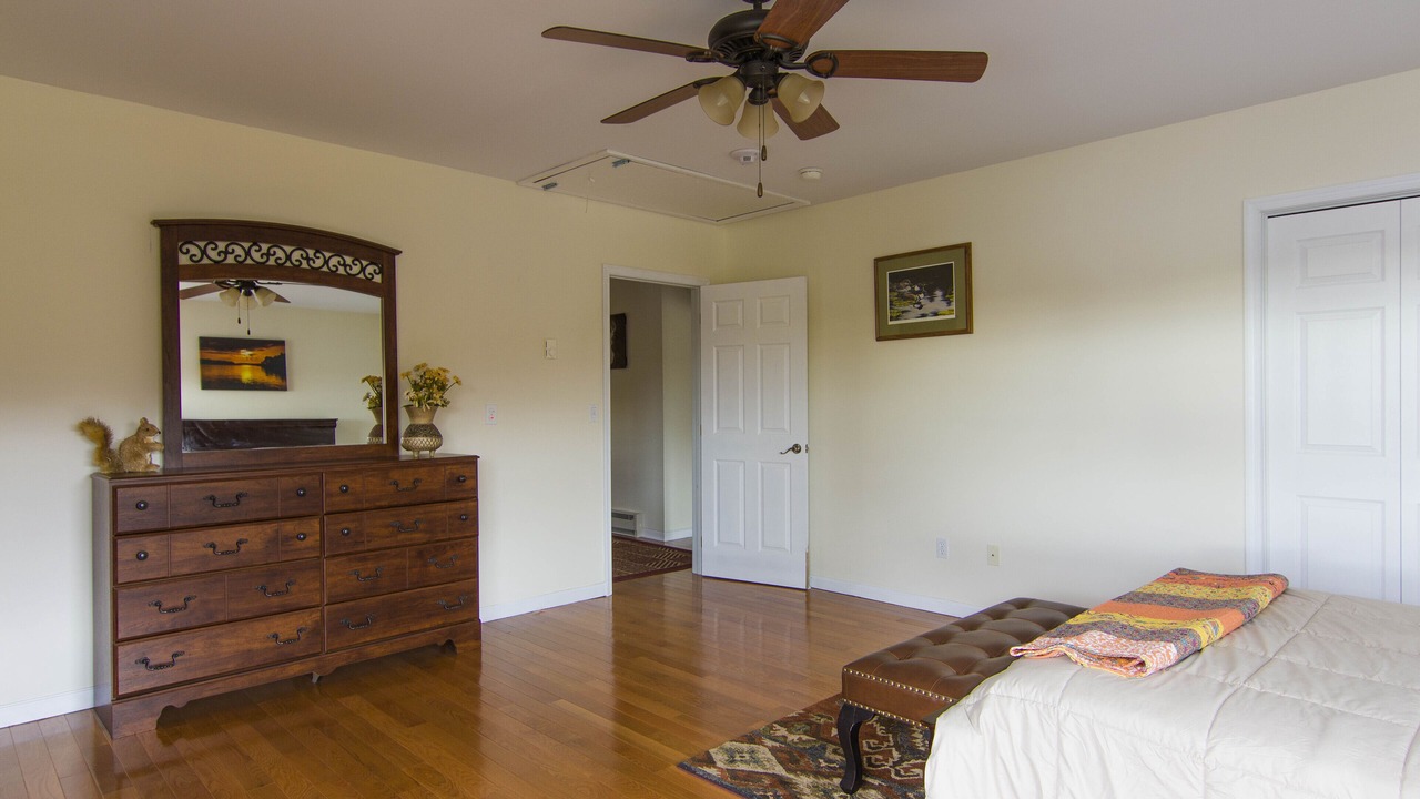 Photo of Bedroom in Long Pond