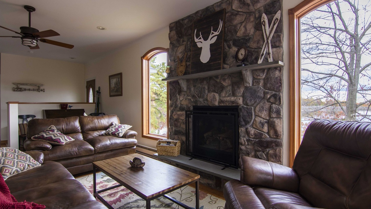 Photo of Livingroom in Long Pond