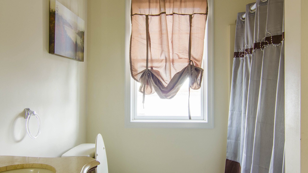 Photo of Bathroom in Long Pond