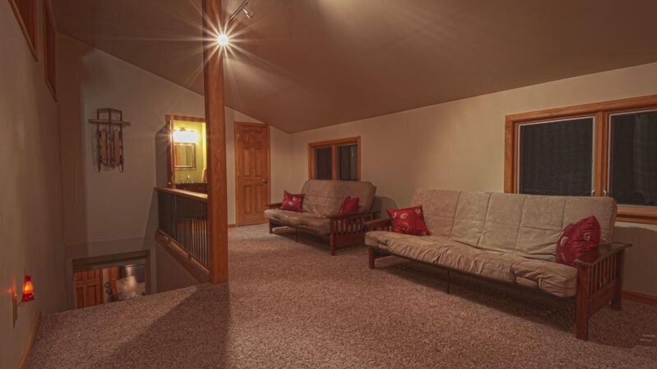 Photo of Livingroom in Jefferson Township