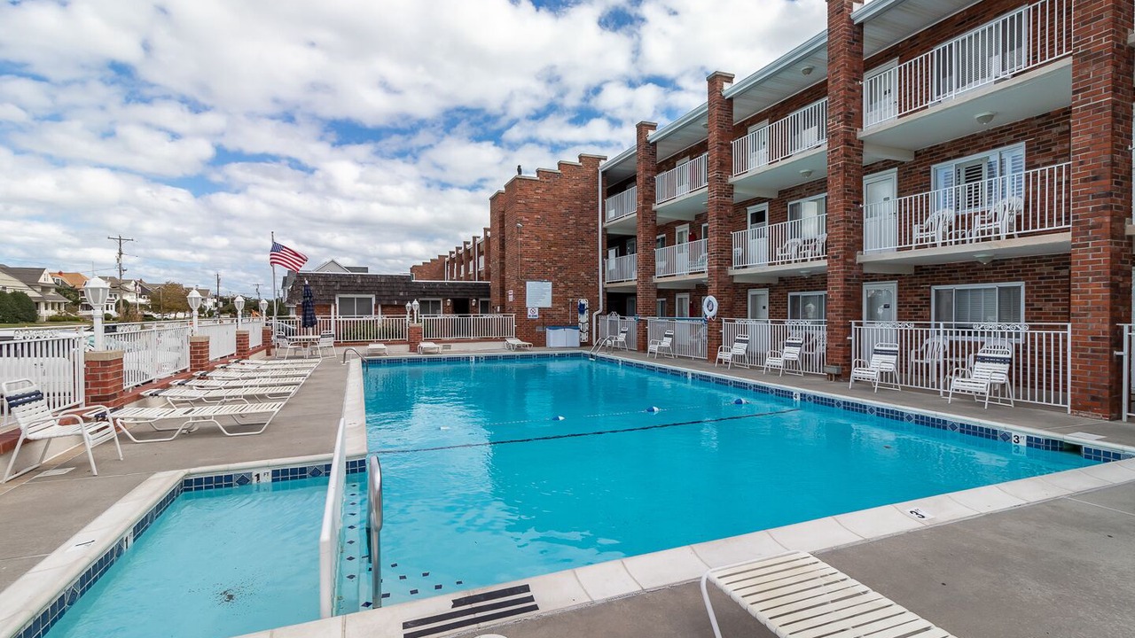 Photo of Outdoor in Admiral Estates