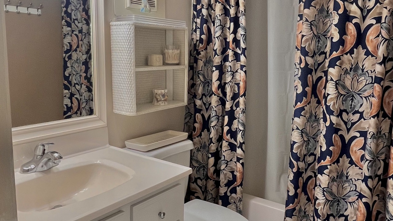 Photo of Bathroom in North Ocean City