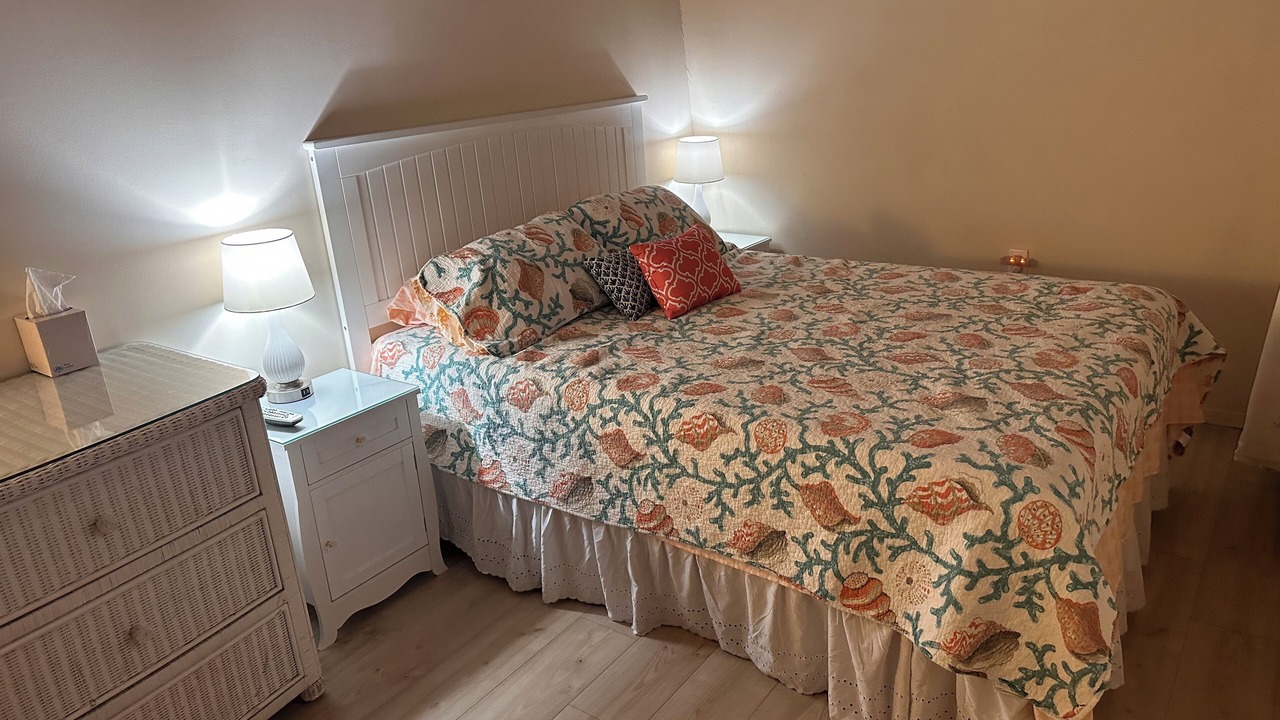 Photo of Bedroom in Seaside Heights