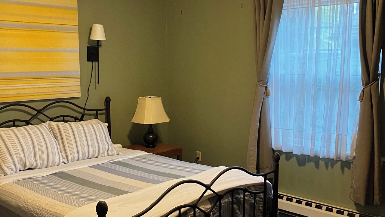 Photo of Bedroom in State College