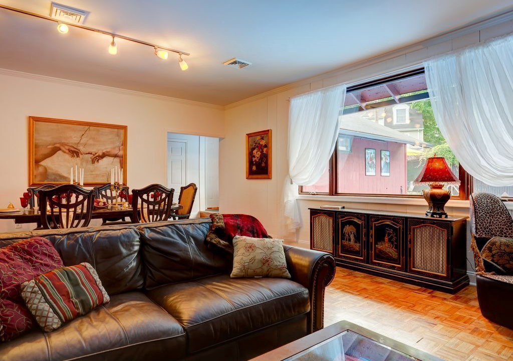 Photo of Livingroom in Lancaster