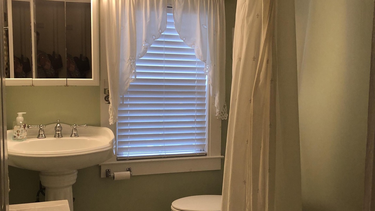 Photo of Bathroom in Ocean Grove