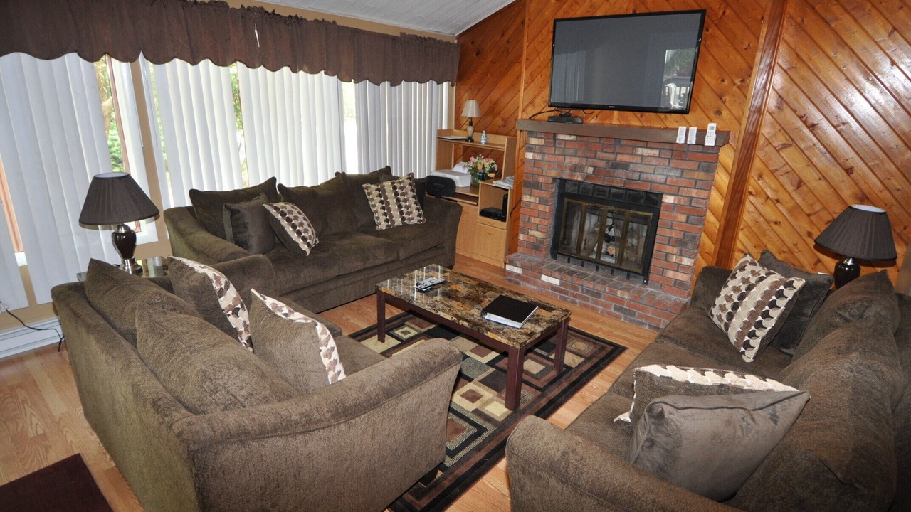 Photo of Livingroom in Albrightsville