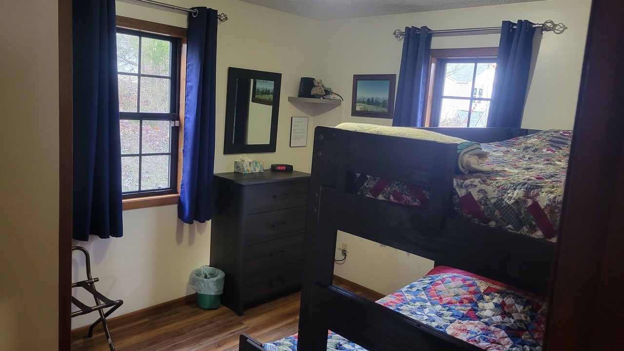 Photo of Bedroom in Big Creek