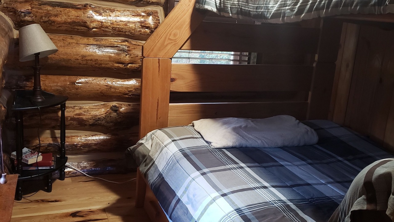 Photo of Bedroom in Lake City