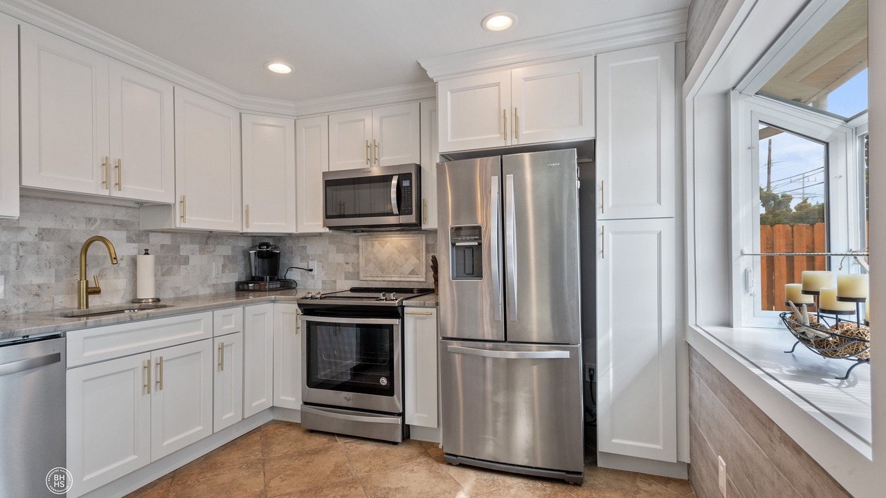Photo of Kitchen in Mantoloking