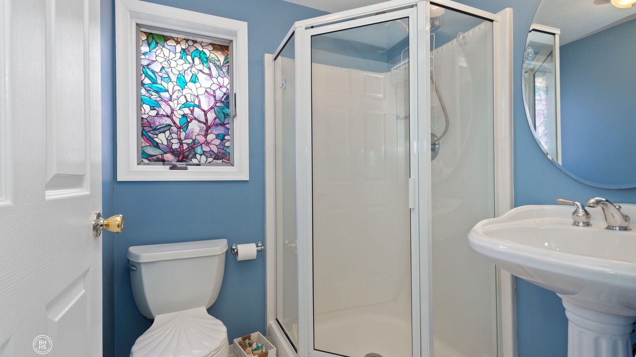 Photo of Bathroom in Mantoloking
