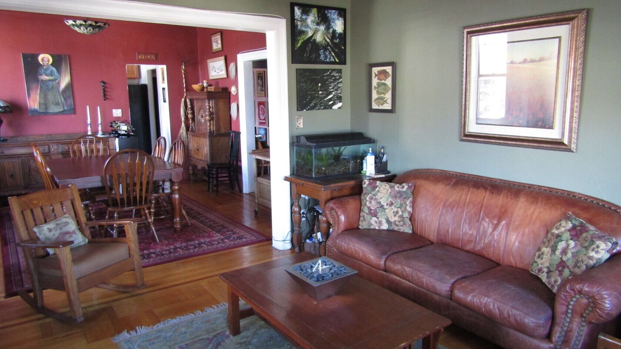 Photo of Livingroom in North Bergen