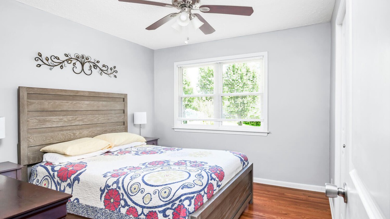 Photo of Bedroom in Inglewood
