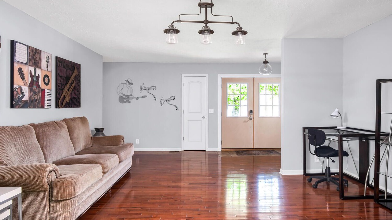 Photo of Livingroom in Inglewood