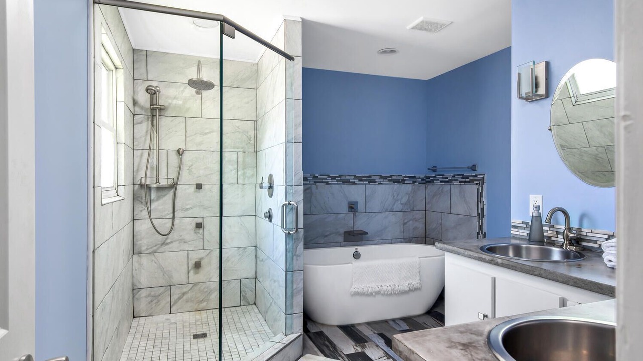 Photo of Bathroom in Inglewood