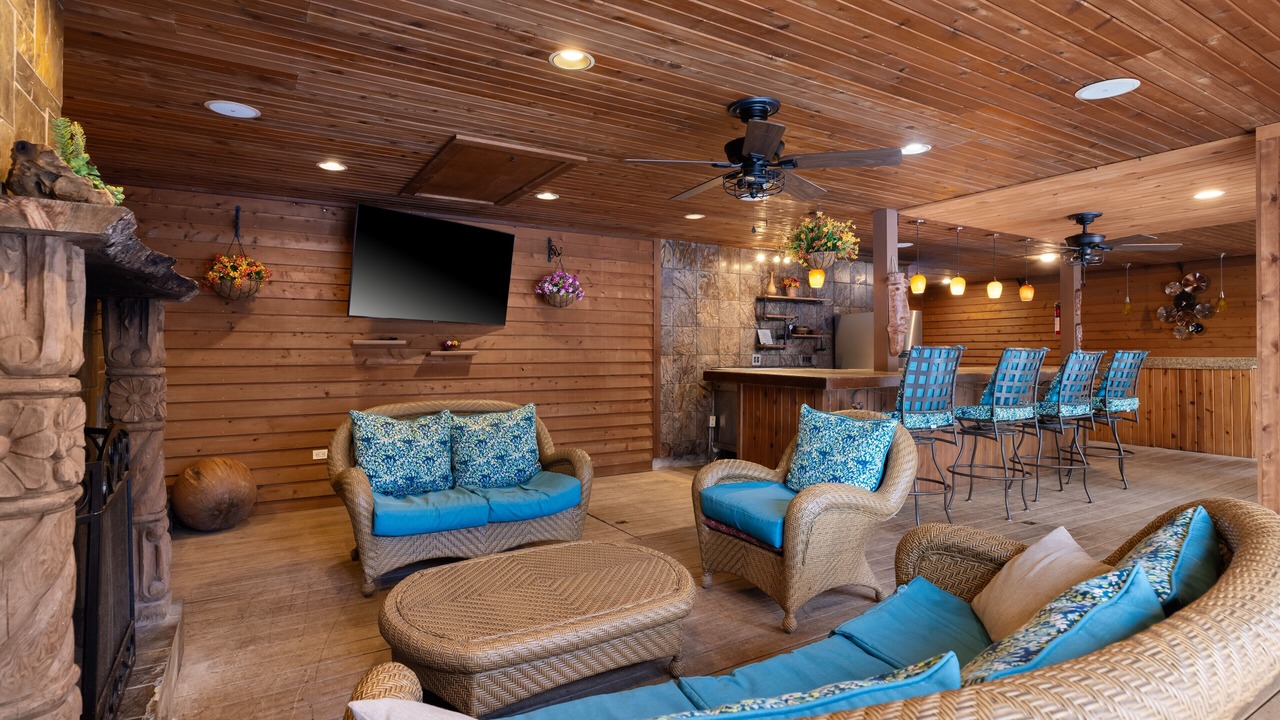 Photo of Livingroom in Long Pond