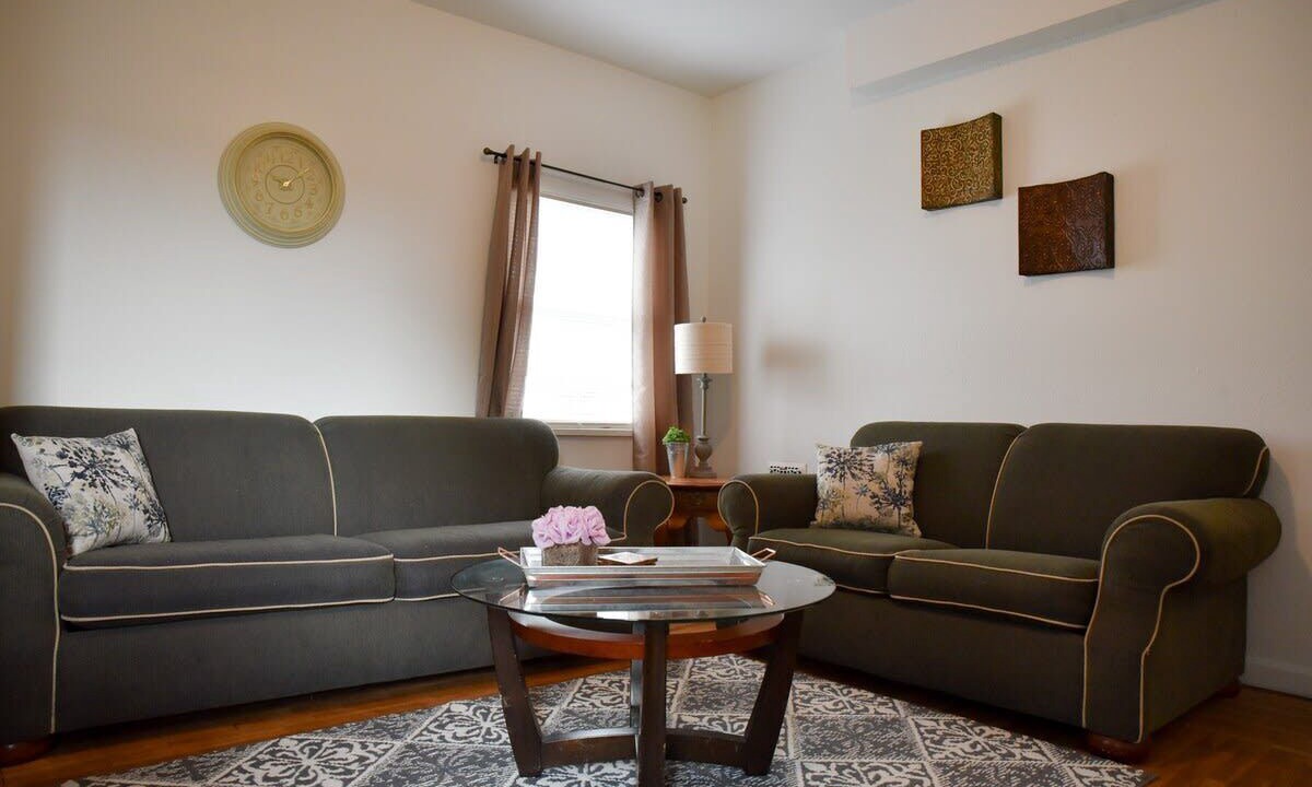 Photo of Livingroom in South Hills