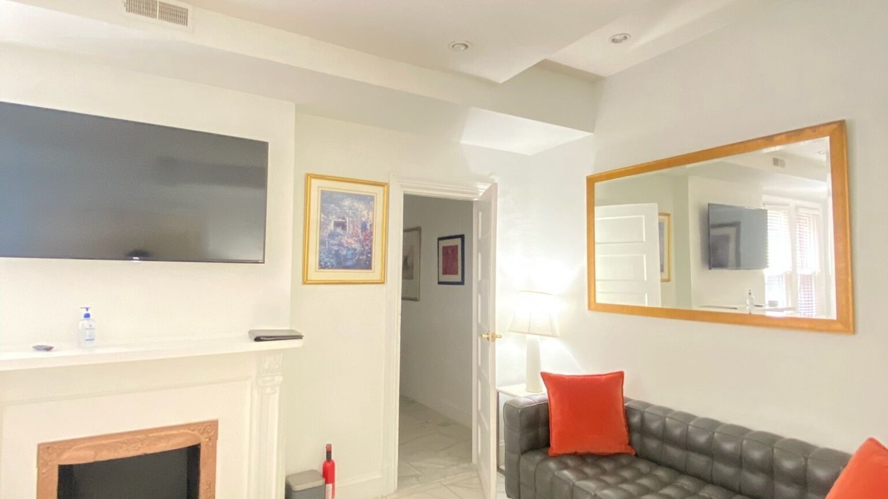 Photo of Livingroom in Columbia Heights
