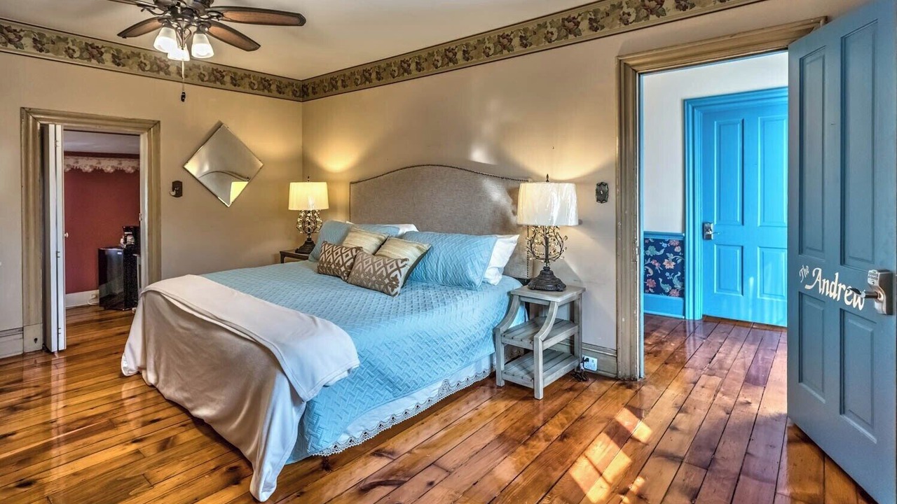 Photo of Bedroom in Butler
