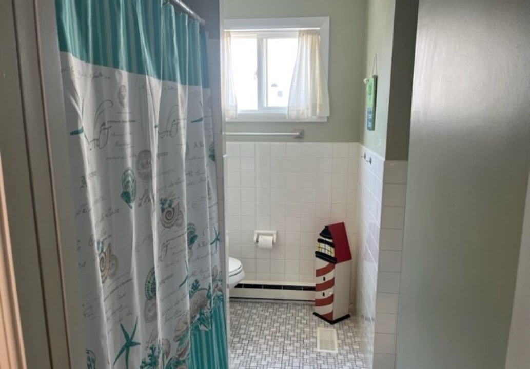Photo of Bathroom in Townsend's Inlet
