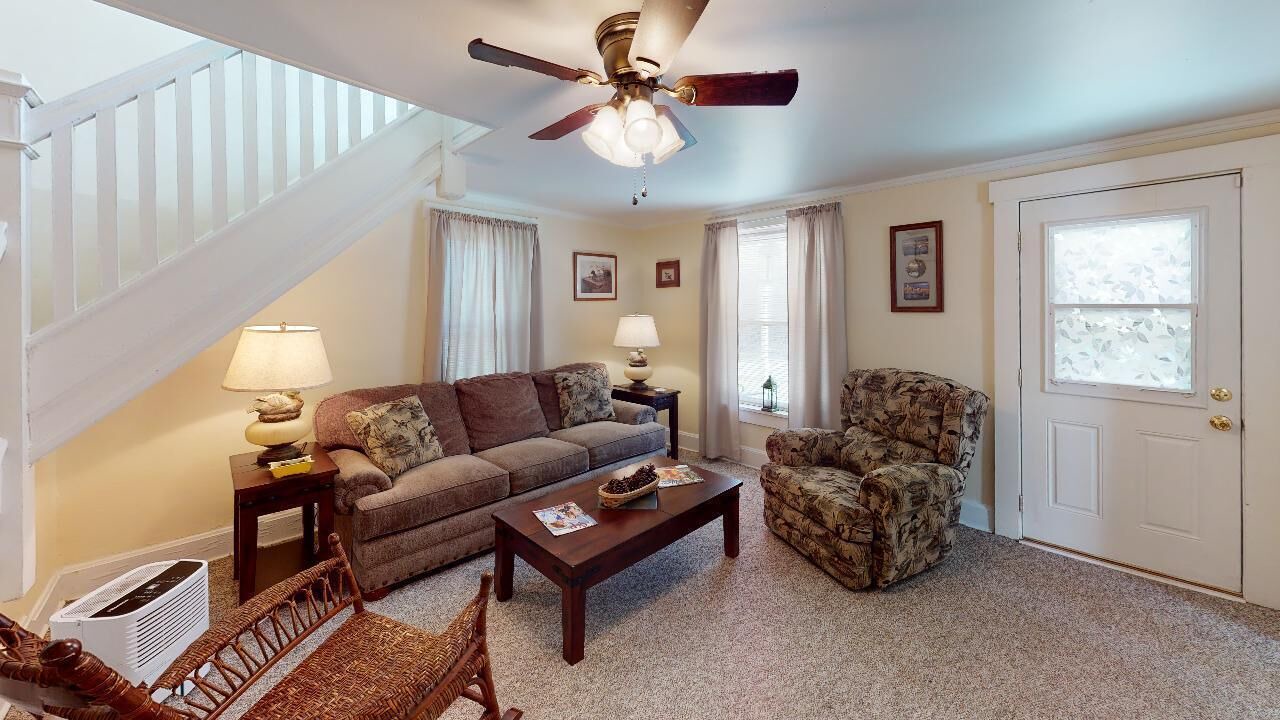 Photo of Livingroom in Nelsonville