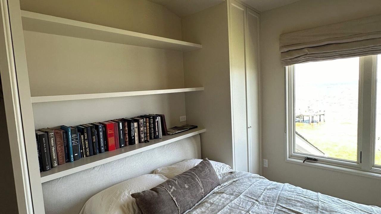 Photo of Bedroom in Tracys Landing