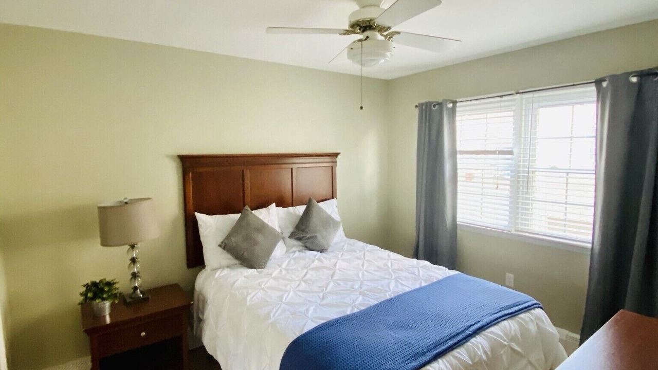 Photo of Bedroom in Ortley Beach