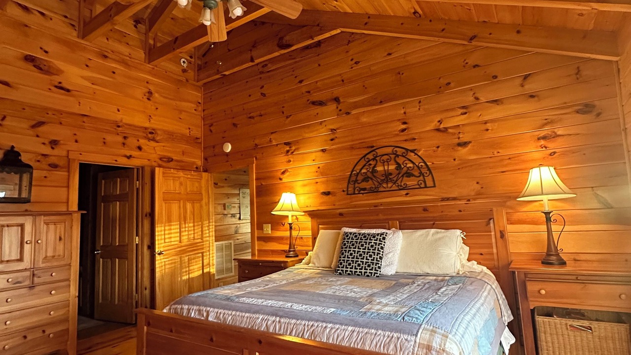 Photo of Bedroom in Wolf Laurel
