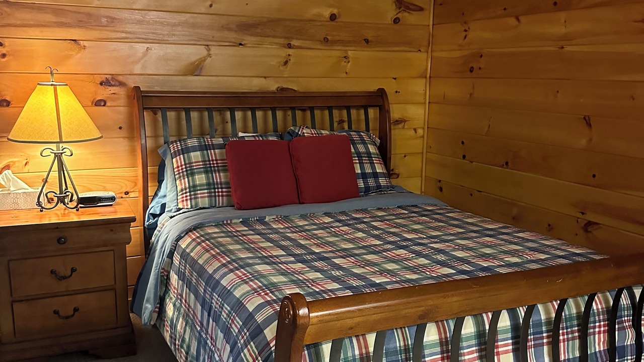Photo of Bedroom in Wolf Laurel