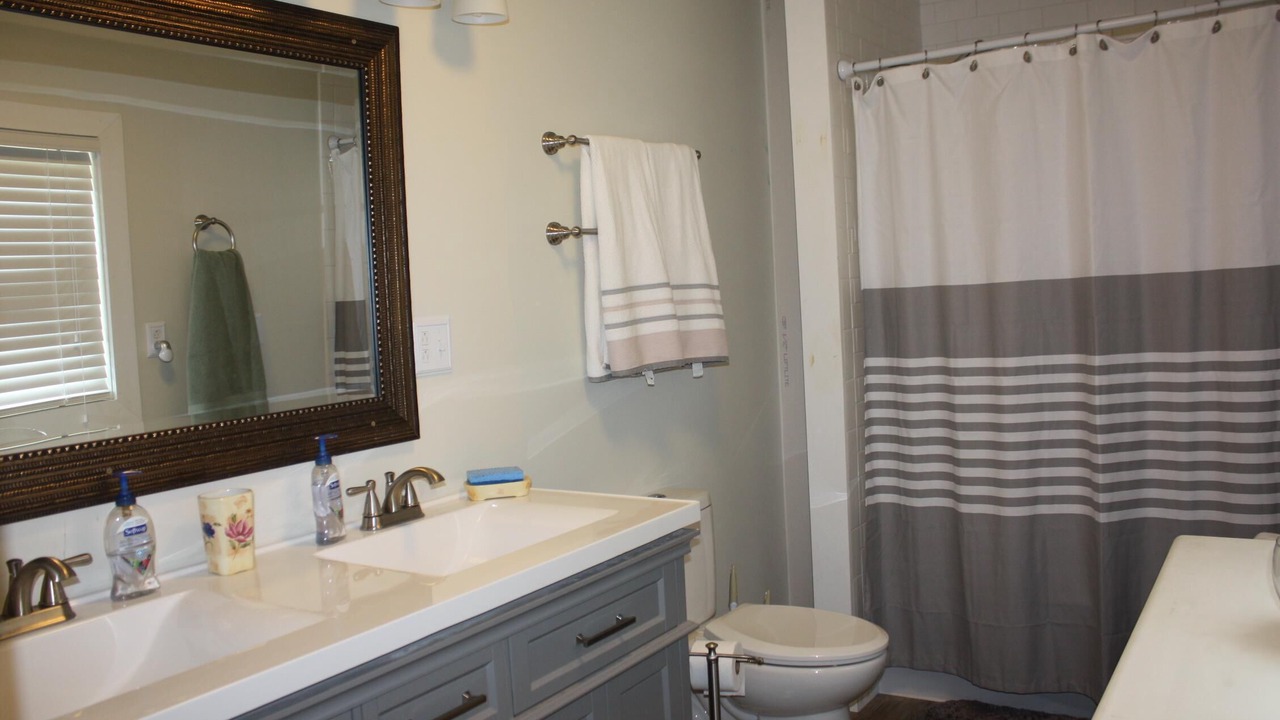 Photo of Bathroom in Booth