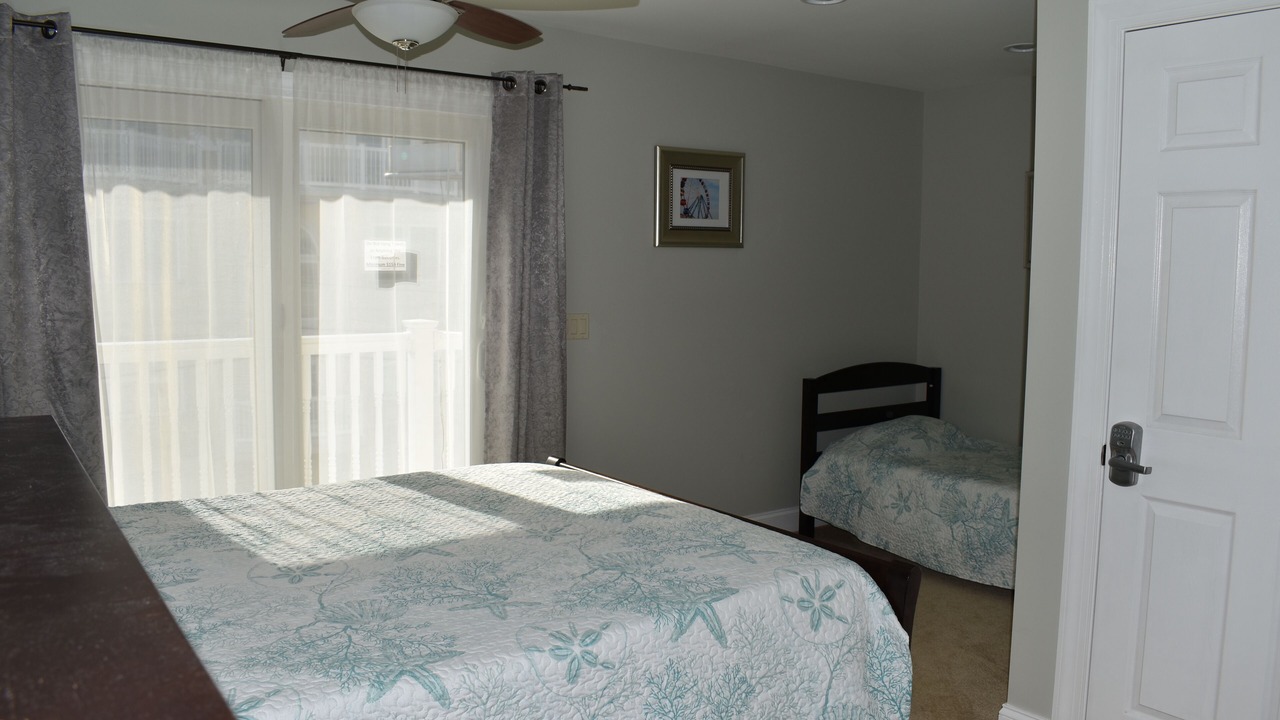 Photo of Bedroom in Seaside Heights