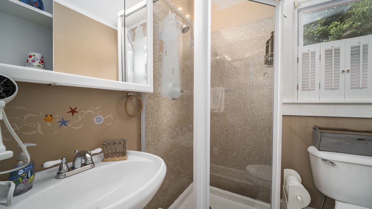Photo of Bathroom in Cottage Line