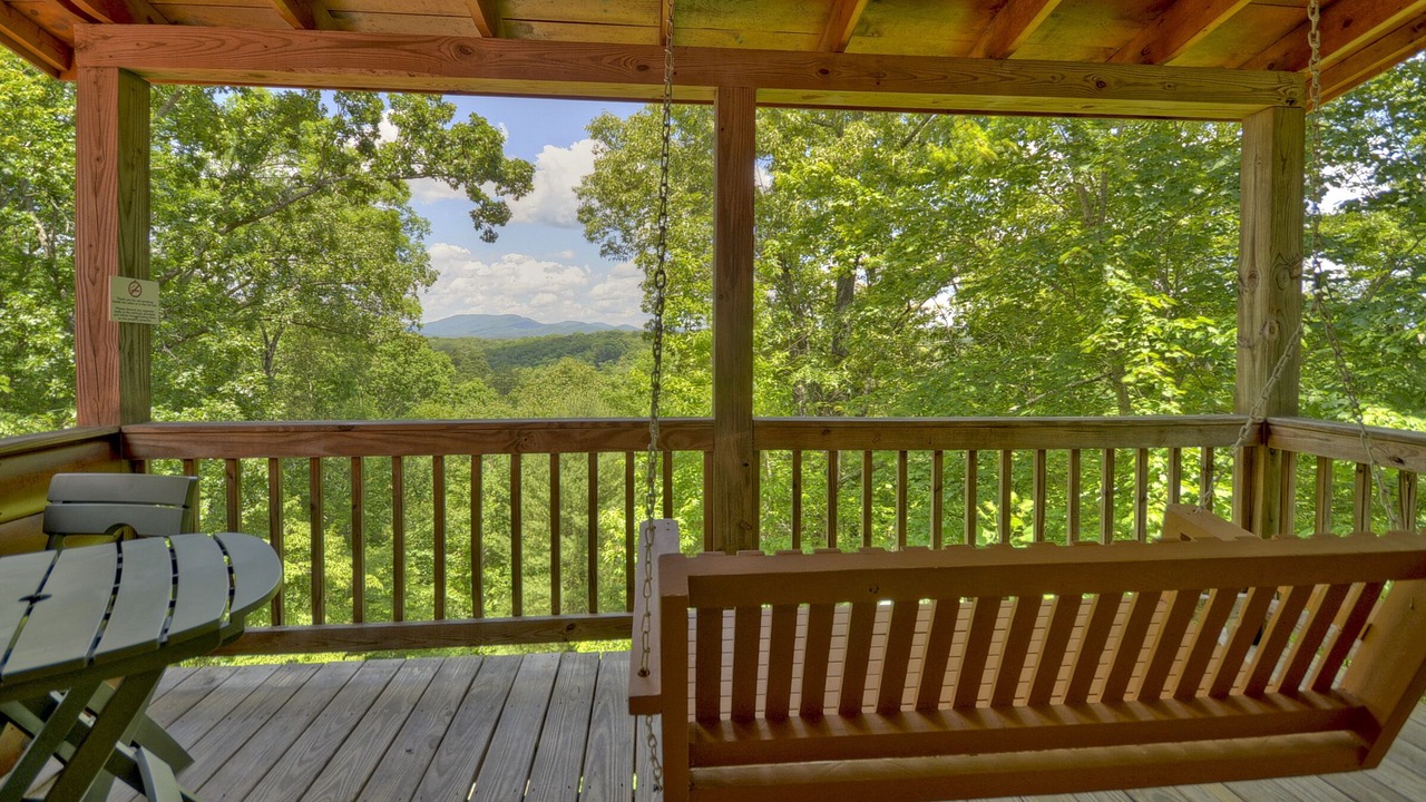 Photo of Patio Balcony in McCaysville