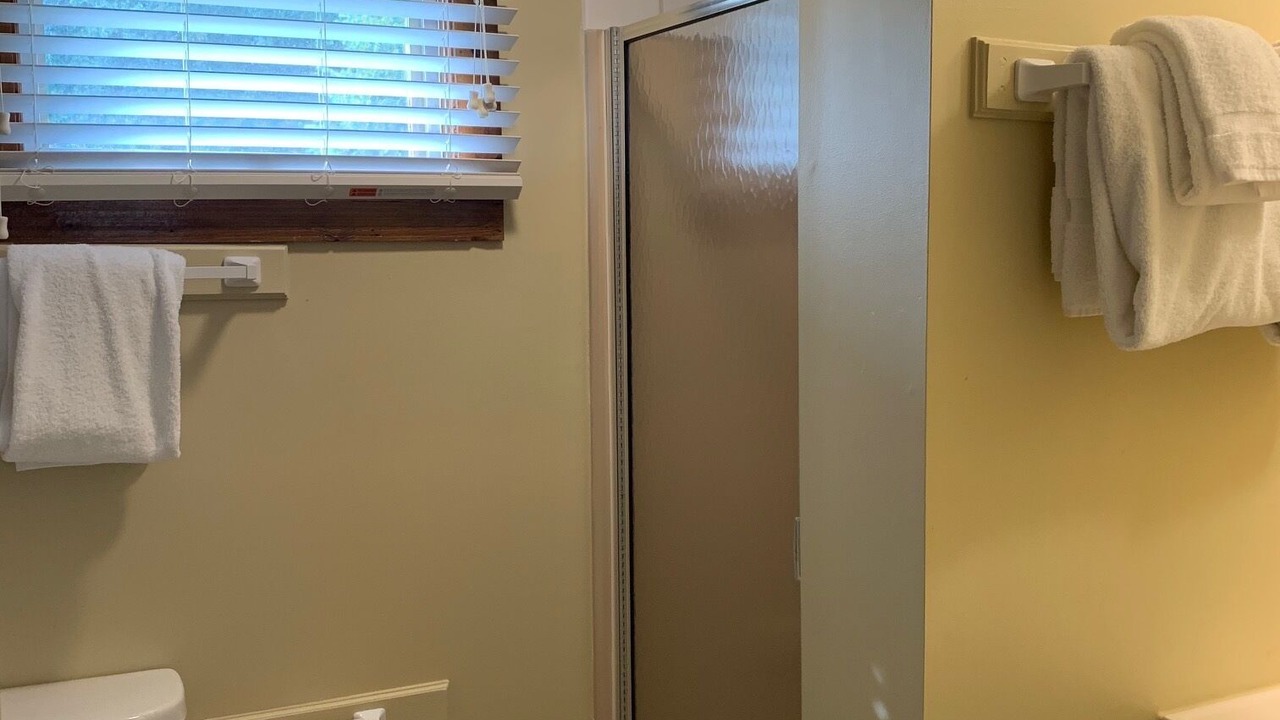 Photo of Bathroom in Shawnee On Delaware
